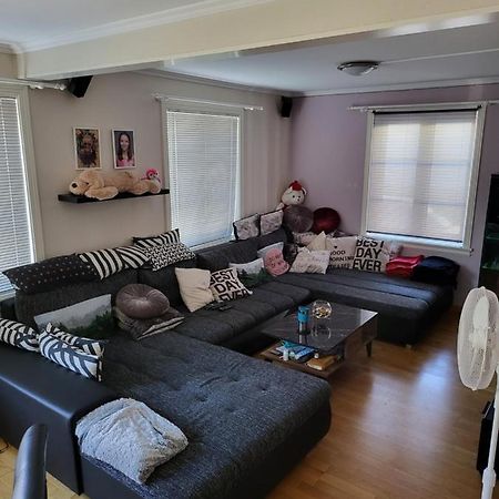 Апартаменты Sentrumsleilighet Med Gratis Parkering Til Leie Арендаль Экстерьер фото