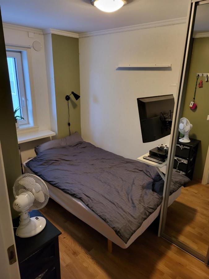 Апартаменты Sentrumsleilighet Med Gratis Parkering Til Leie Арендаль Экстерьер фото